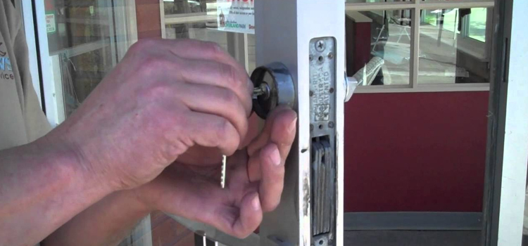commercial door lock repair Cambridge